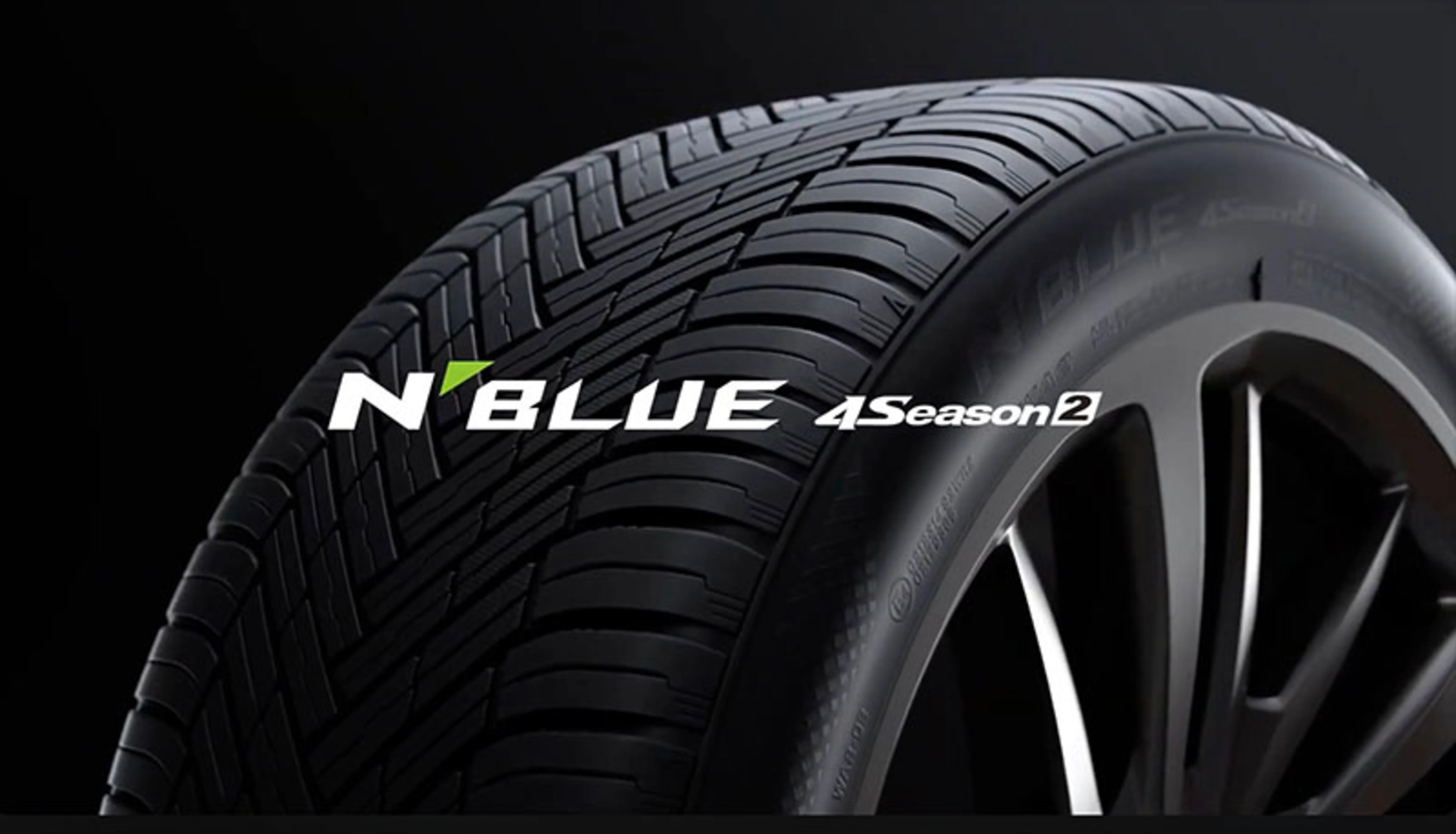 2255516 95H NEXEN N'BLUE 4S (AW)