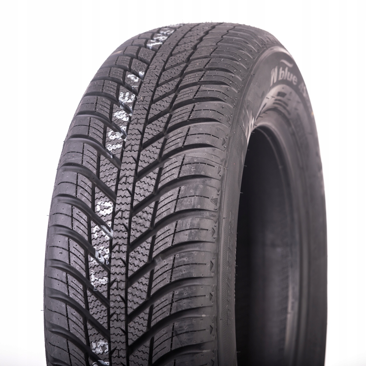 2156016 95H NEXEN N'BLUE 4S (AW)