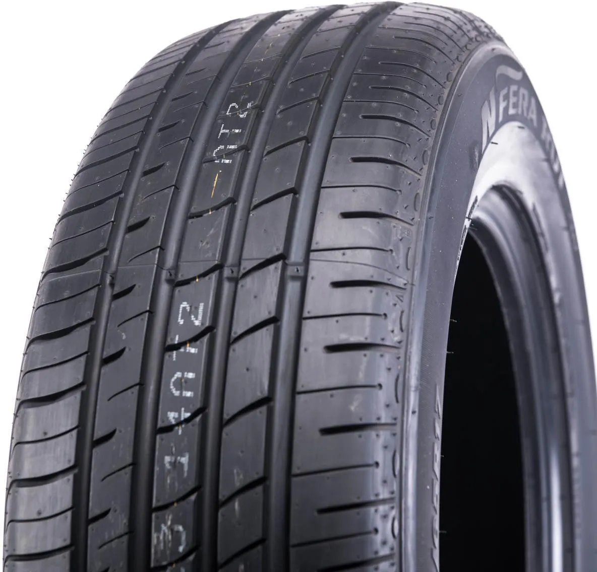 2555019 103Y NEXEN NFERA RU1 - Macan ('19~'21)